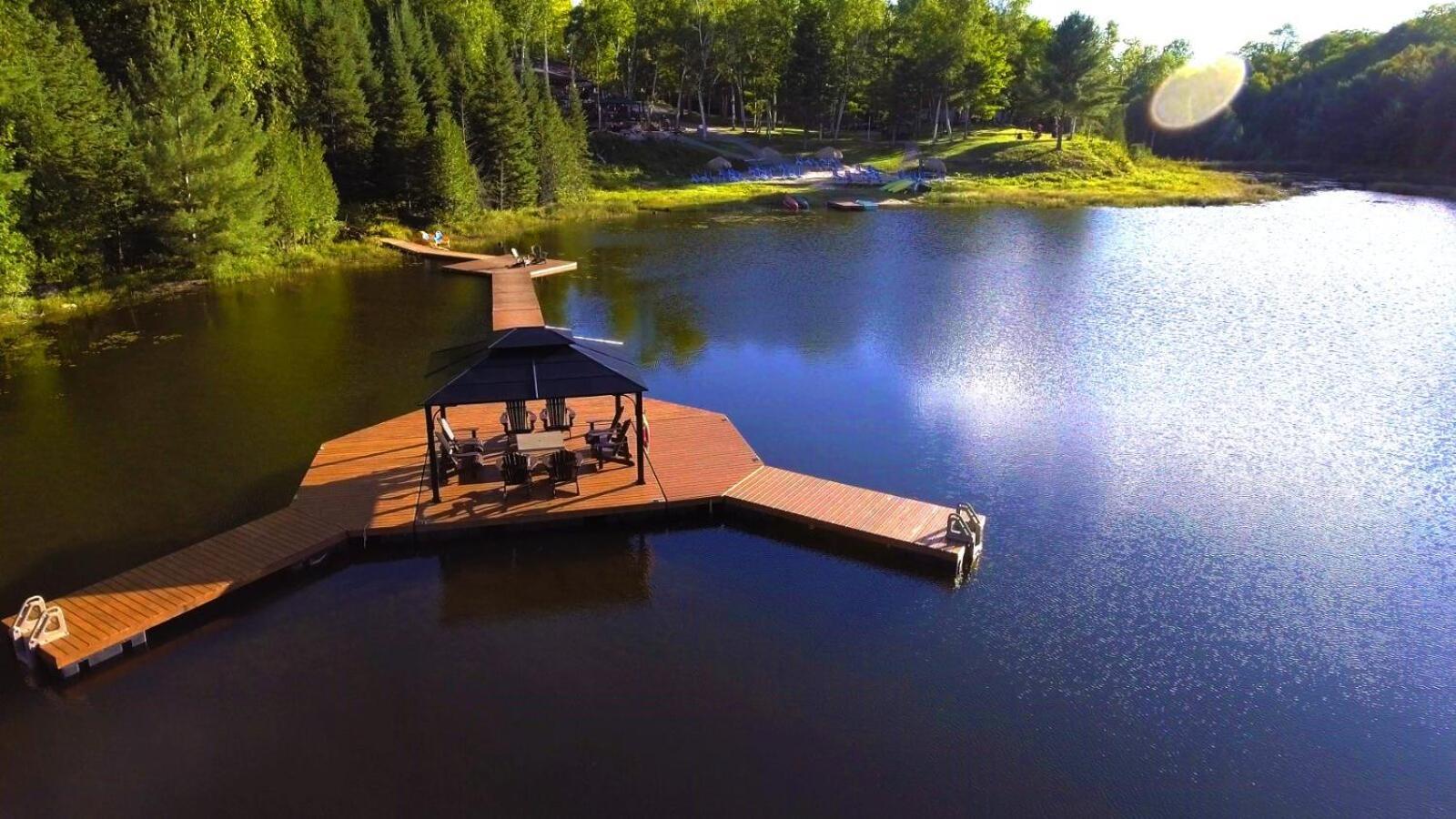 Footprints Resort Bancroft Eksteriør billede
